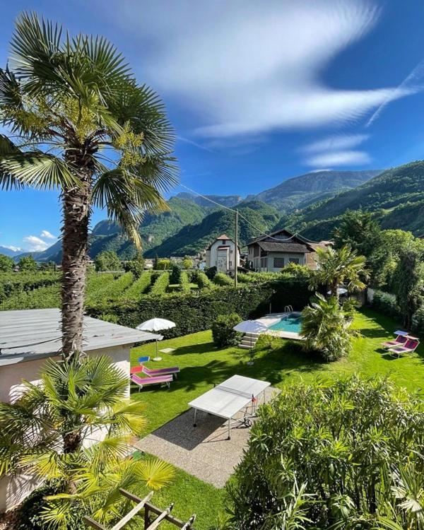 Hotel Appartement Lahngut Nals Exterior foto